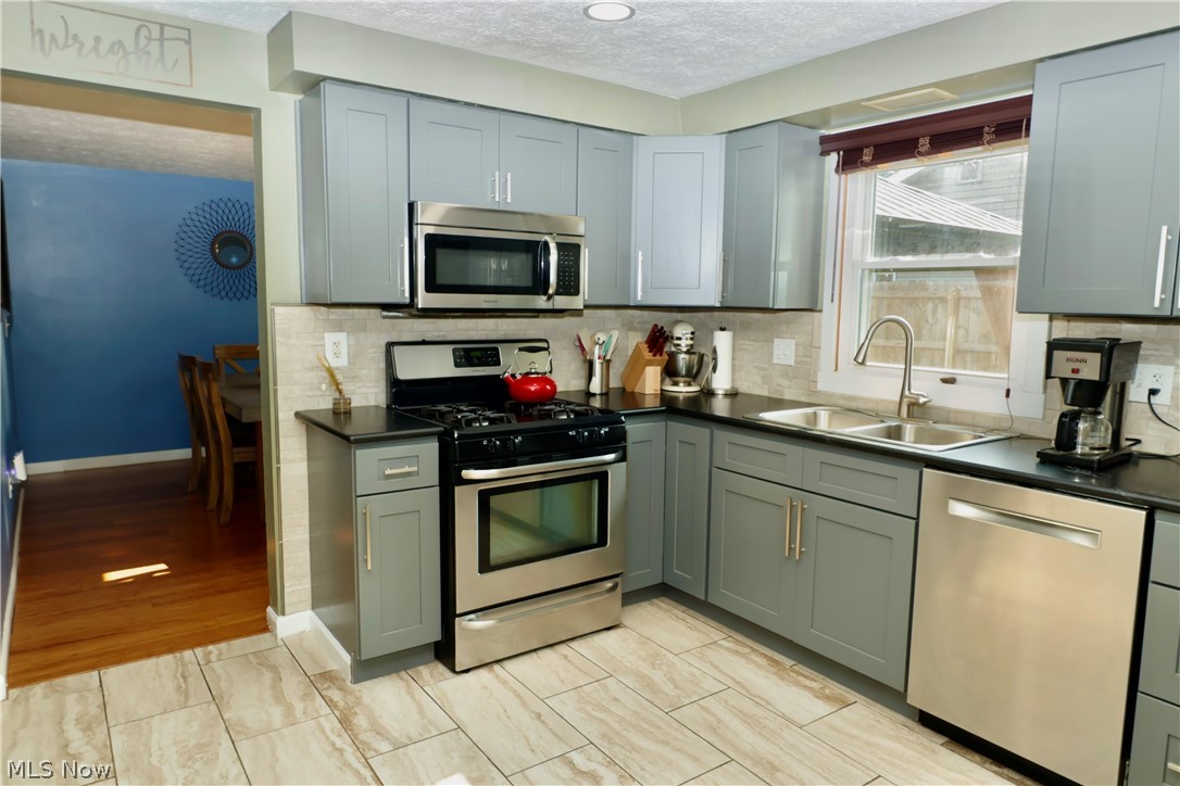 788 Idlewood Avenue Sheffield Lake OH 44054