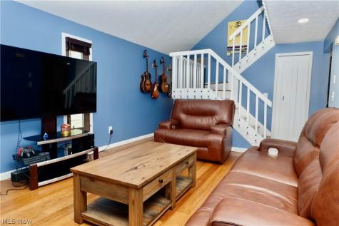 788 Idlewood Avenue Sheffield Lake OH 44054