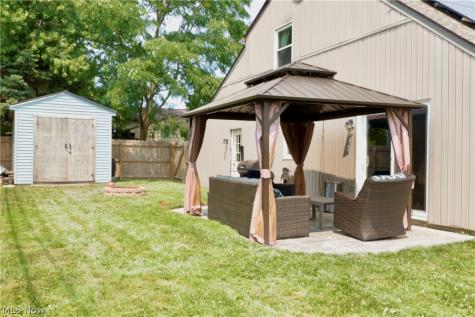 788 Idlewood Avenue Sheffield Lake OH 44054