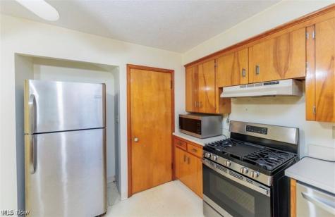 4521 Emerson Road South Euclid OH 44121