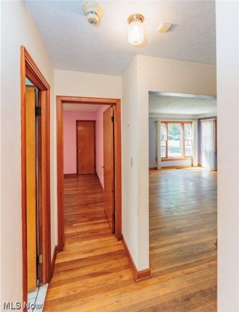 4521 Emerson Road South Euclid OH 44121