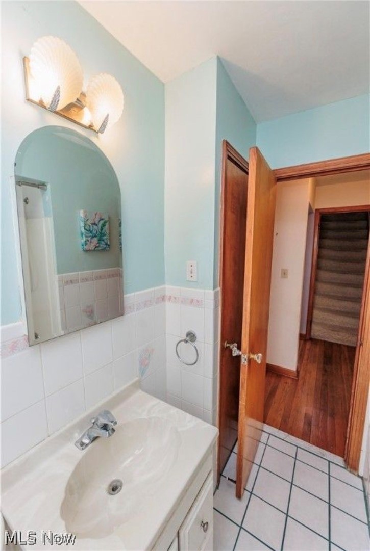 4521 Emerson Road South Euclid OH 44121