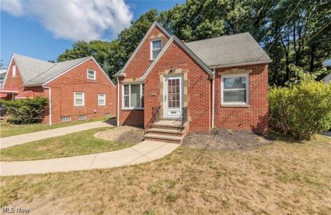 4521 Emerson Road South Euclid OH 44121