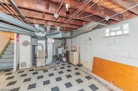 4521 Emerson Road South Euclid OH 44121