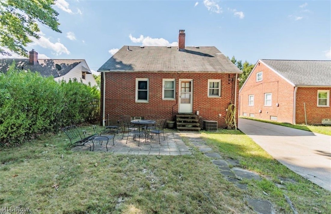 4521 Emerson Road South Euclid OH 44121