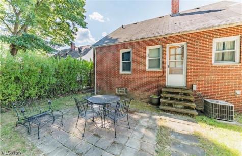 4521 Emerson Road South Euclid OH 44121