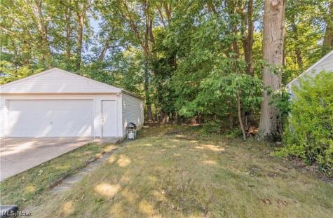 4521 Emerson Road South Euclid OH 44121