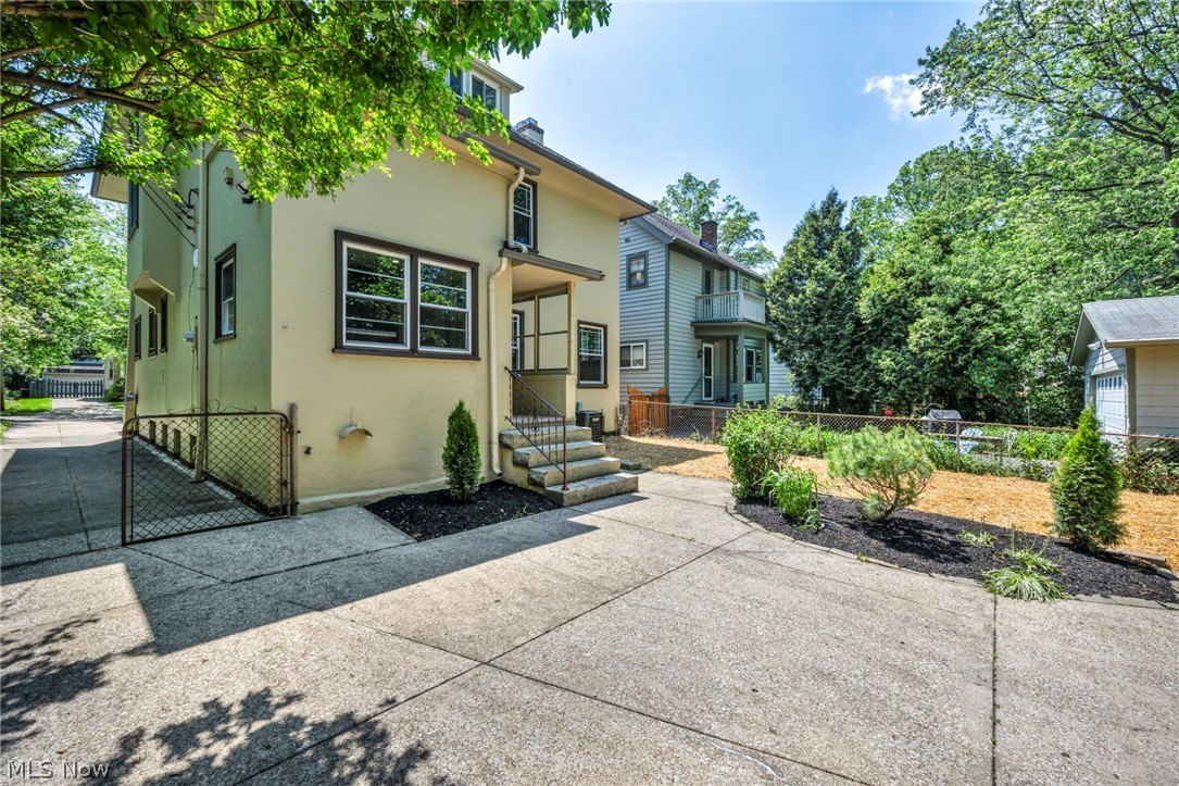 3007 Edgehill Road Cleveland Heights OH 44118