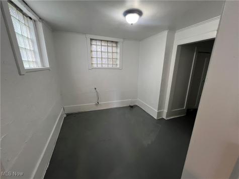 11413 Notre Dame Avenue Cleveland OH 44104