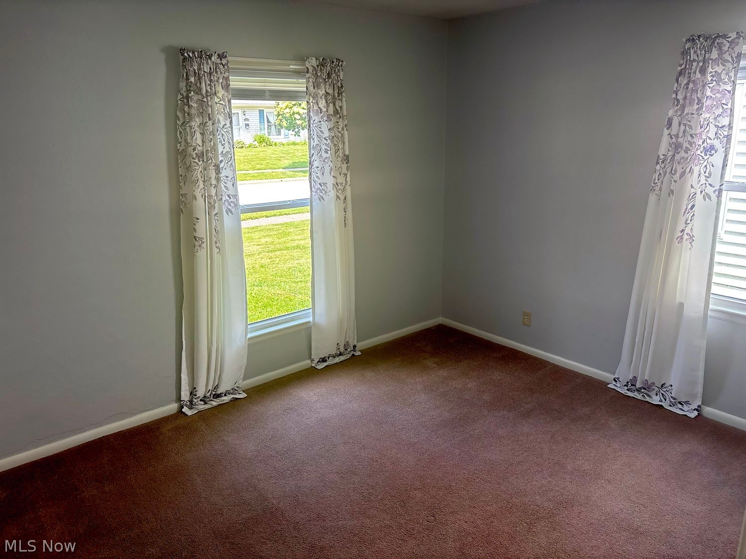 1977 Victoria Street Cuyahoga Falls OH 44221