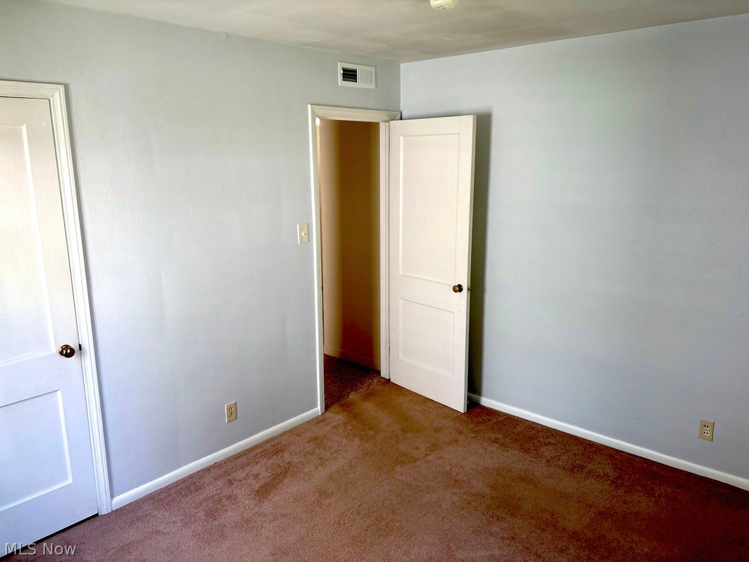 1977 Victoria Street Cuyahoga Falls OH 44221