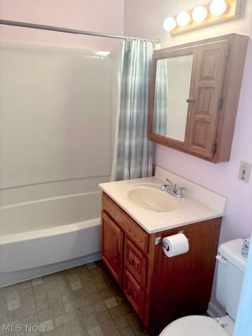 1977 Victoria Street Cuyahoga Falls OH 44221