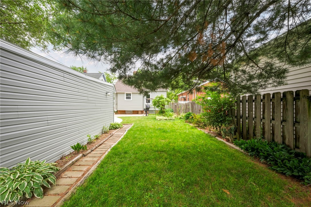 3326 Lincoln Avenue Parma OH 44134