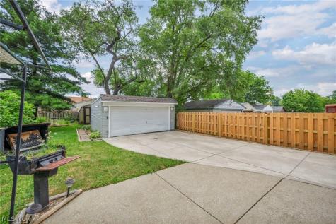 3326 Lincoln Avenue Parma OH 44134
