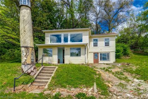 181 Portage Lakes Drive Akron OH 44319