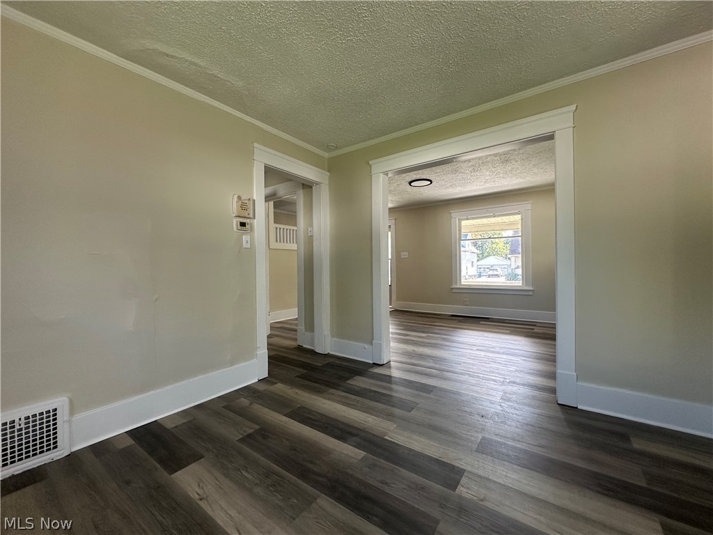 23 Helen Avenue Niles OH 44446