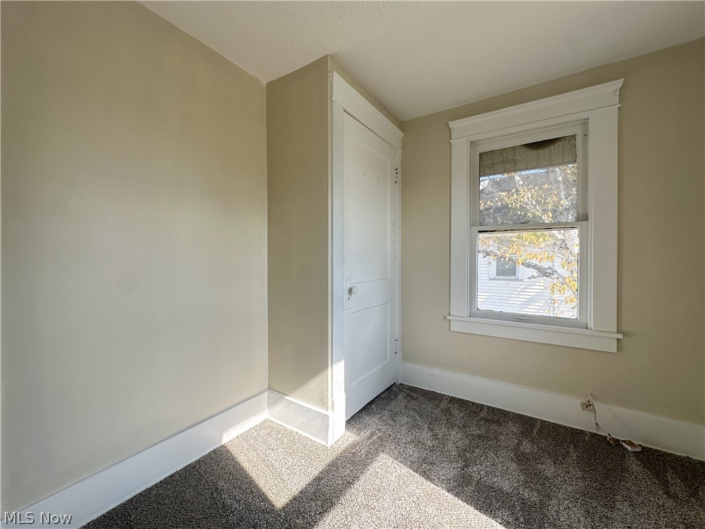 23 Helen Avenue Niles OH 44446