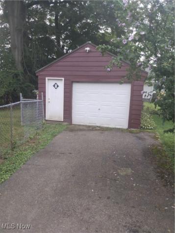 353 Cornell Avenue Youngstown OH 44507