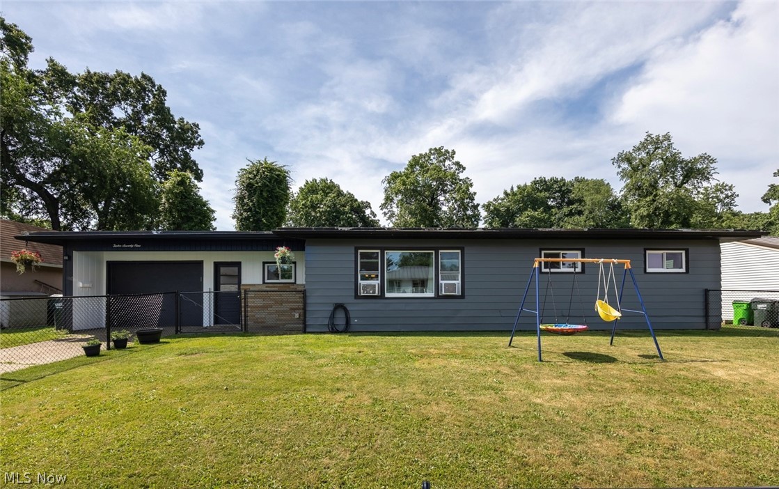 1279 Stewart Lane Coshocton OH 43812