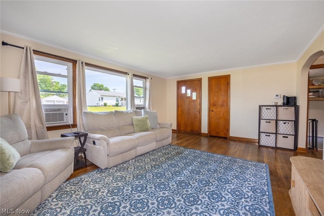 1279 Stewart Lane Coshocton OH 43812