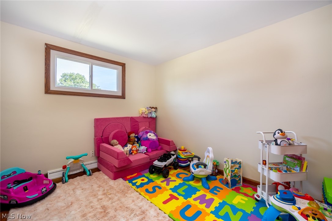 1279 Stewart Lane Coshocton OH 43812