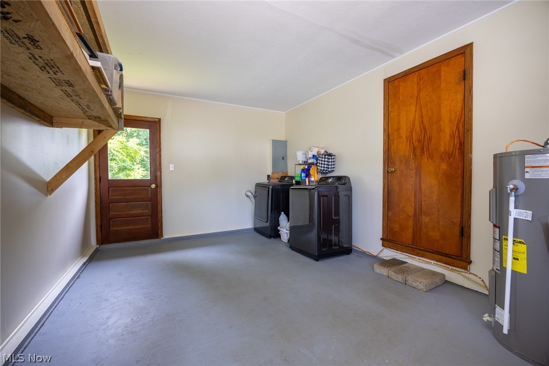1279 Stewart Lane Coshocton OH 43812