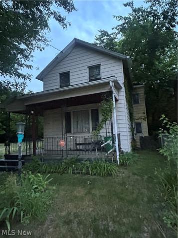 2190 E 69th Street Cleveland OH 44103