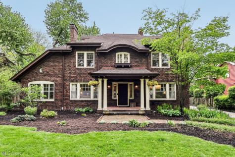 13810 Larchmere Boulevard Cleveland OH 44120