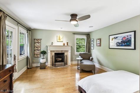 13810 Larchmere Boulevard Cleveland OH 44120