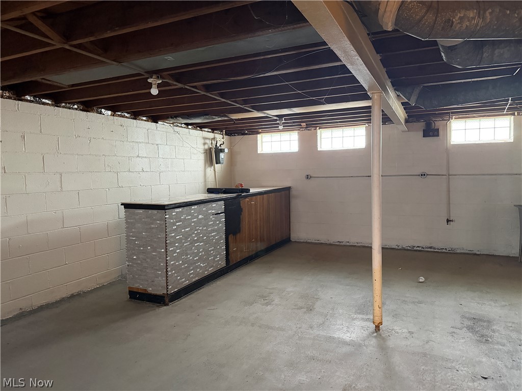9316 Alexander Road Garfield Heights OH 44125