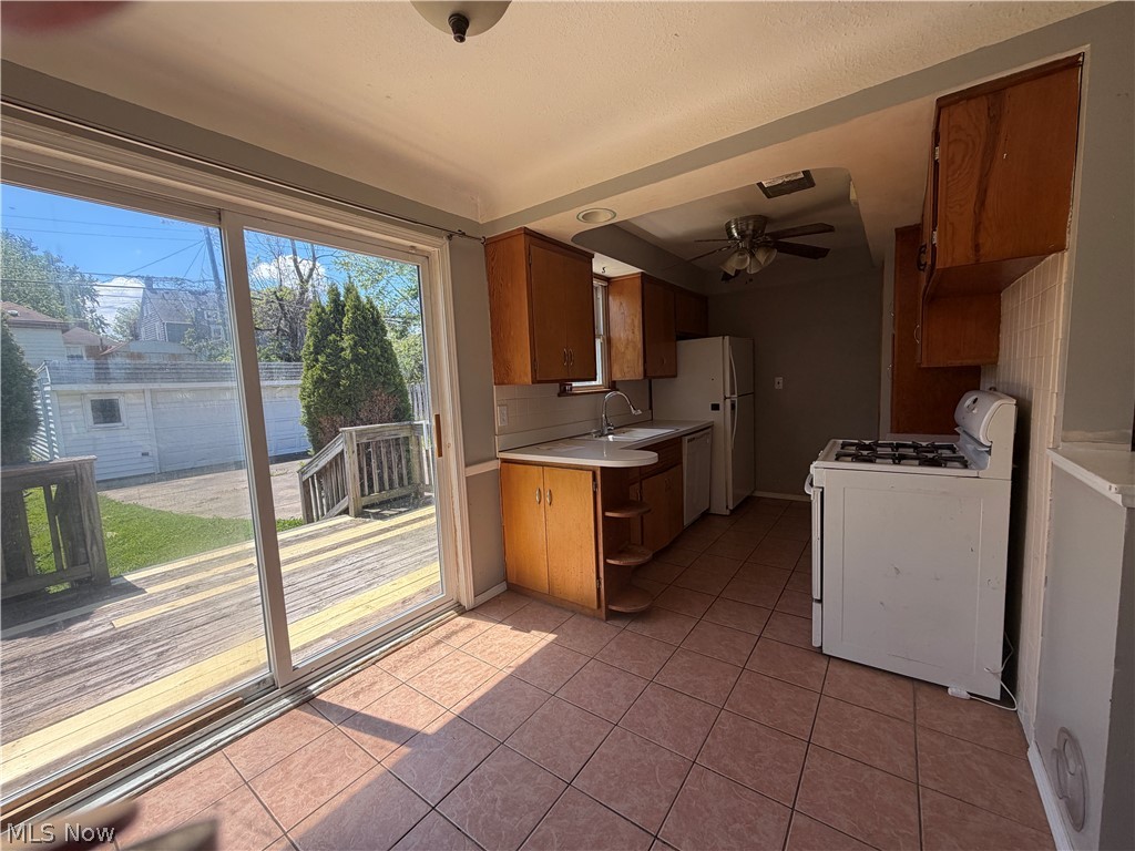 9316 Alexander Road Garfield Heights OH 44125