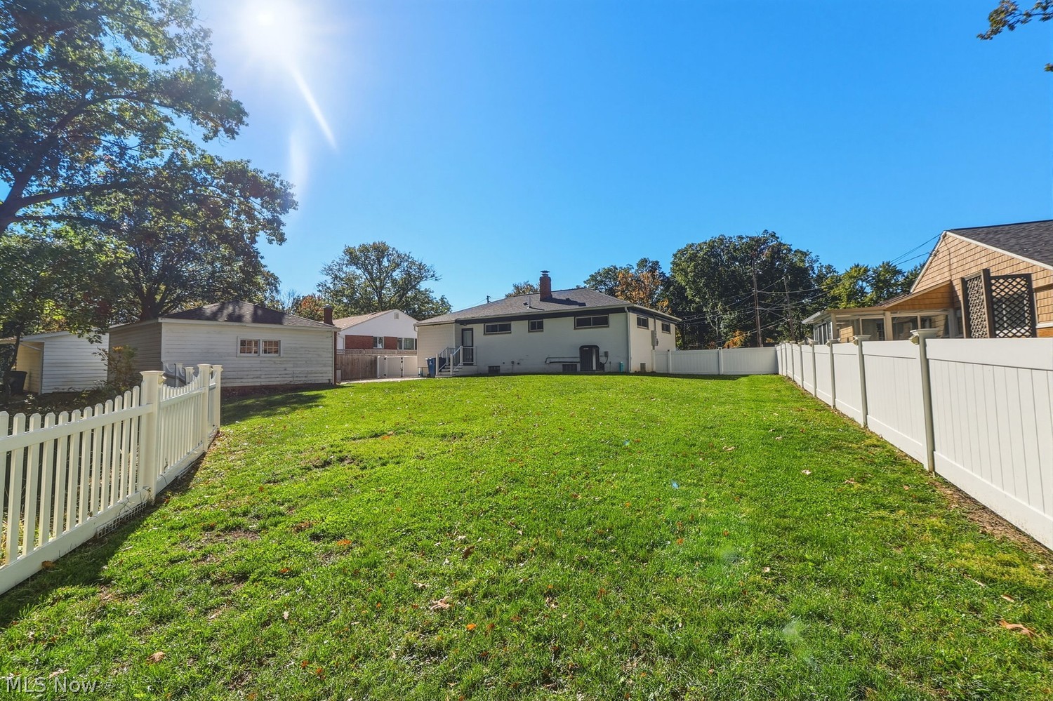 529 Woodlane Drive Bay Village OH 44140