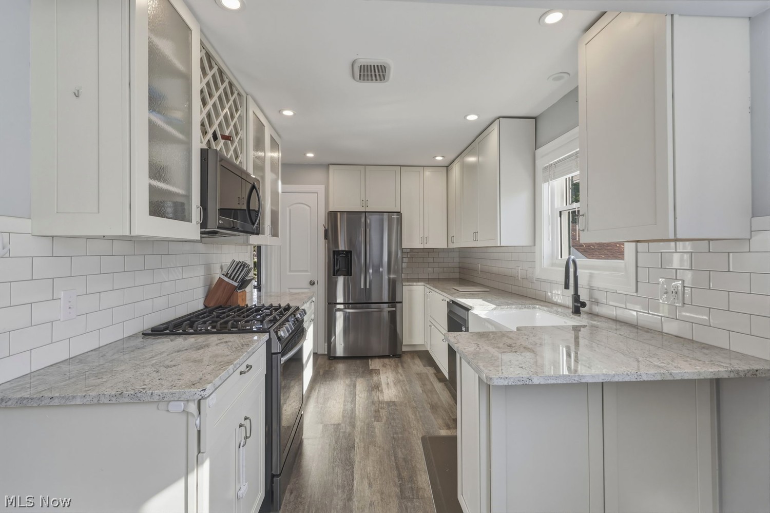 529 Woodlane Drive Bay Village OH 44140