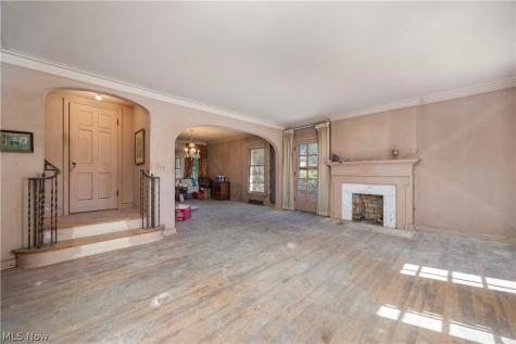 959 Allison Avenue Lorain OH 44052