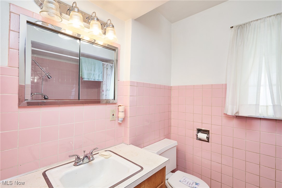 440 Oxford Avenue Akron OH 44310