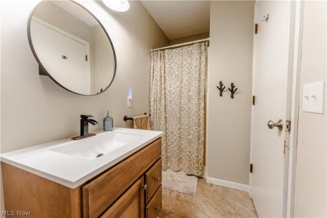 8463 Private Road 577 Millersburg OH 44654