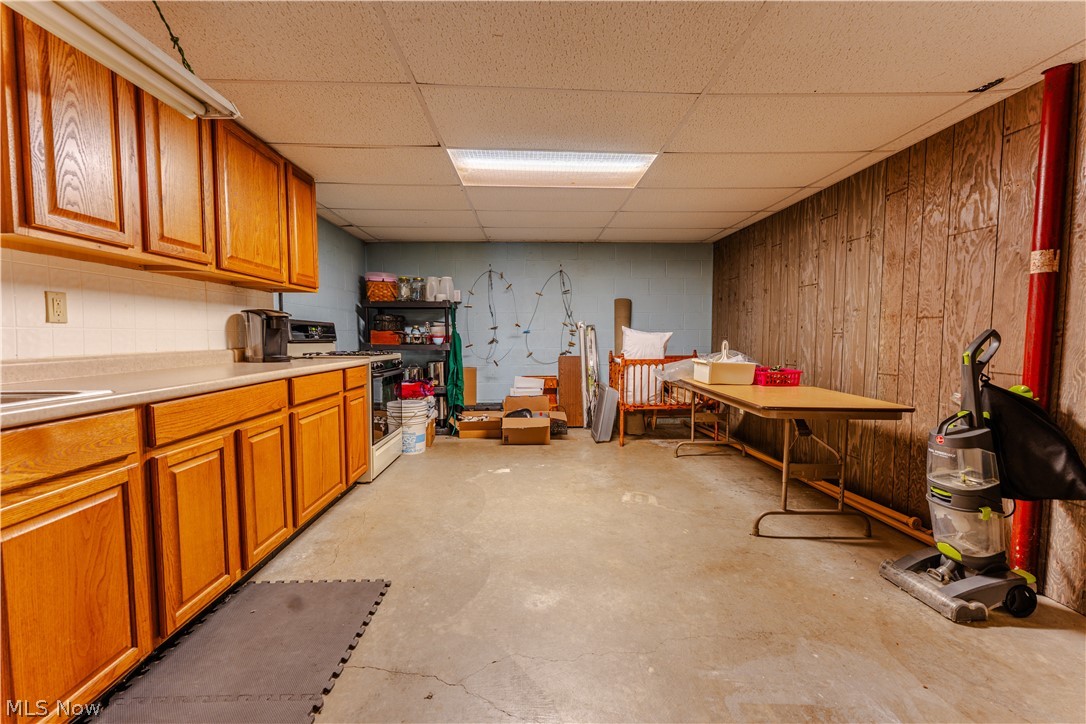 8463 Private Road 577 Millersburg OH 44654