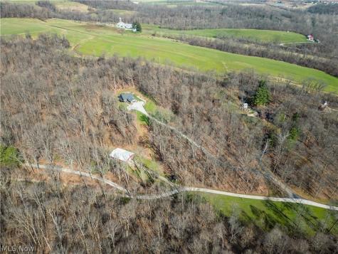8463 Private Road 577 Millersburg OH 44654