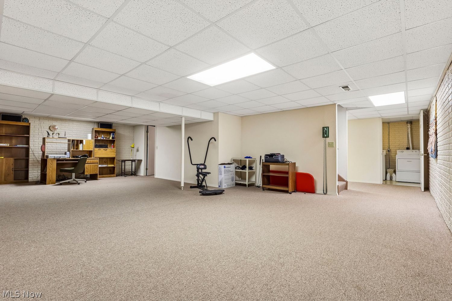5523 Pheasants Walk Drive North Olmsted OH 44070