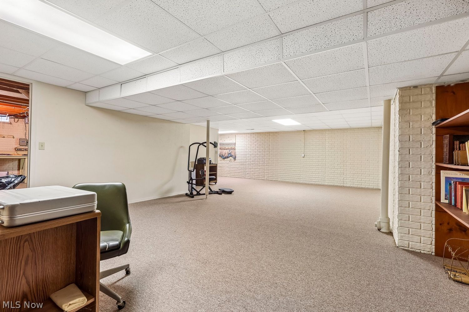 5523 Pheasants Walk Drive North Olmsted OH 44070