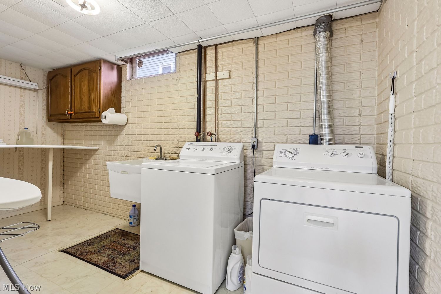5523 Pheasants Walk Drive North Olmsted OH 44070