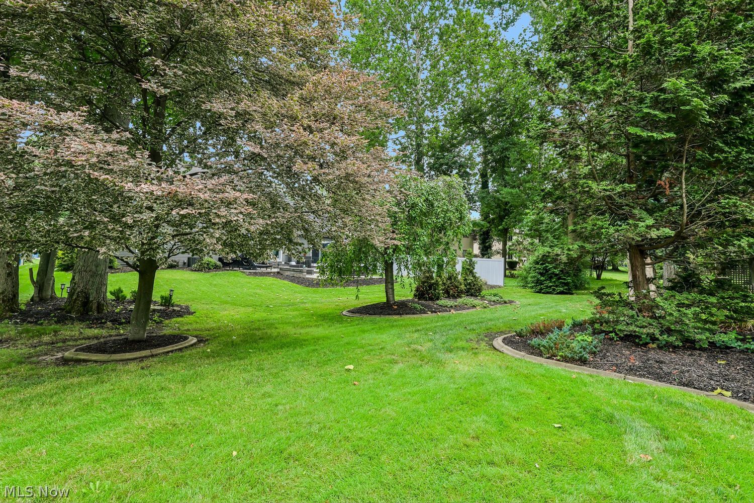 5523 Pheasants Walk Drive North Olmsted OH 44070