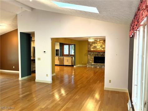 208 Westwind Drive Avon Lake OH 44012