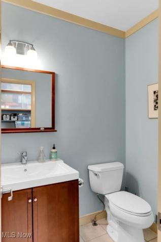 208 Westwind Drive Avon Lake OH 44012