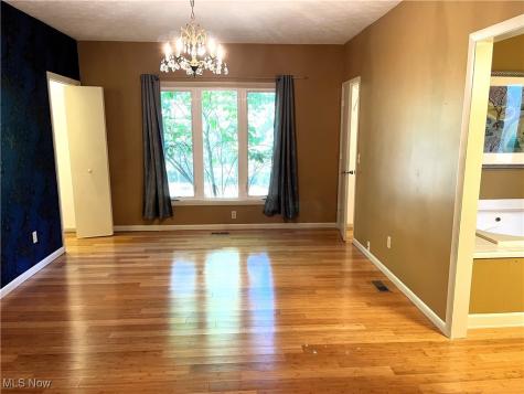 208 Westwind Drive Avon Lake OH 44012