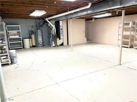 208 Westwind Drive Avon Lake OH 44012