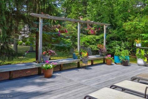 208 Westwind Drive Avon Lake OH 44012