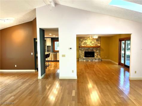 208 Westwind Drive Avon Lake OH 44012