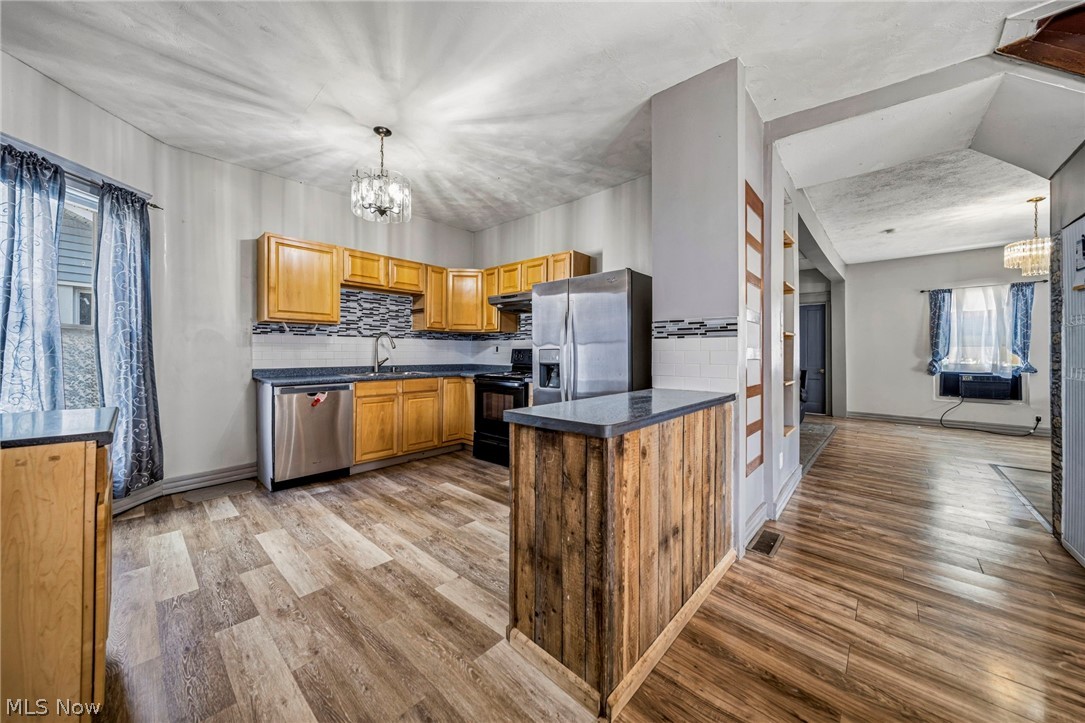305 W 53rd Street Ashtabula OH 44004