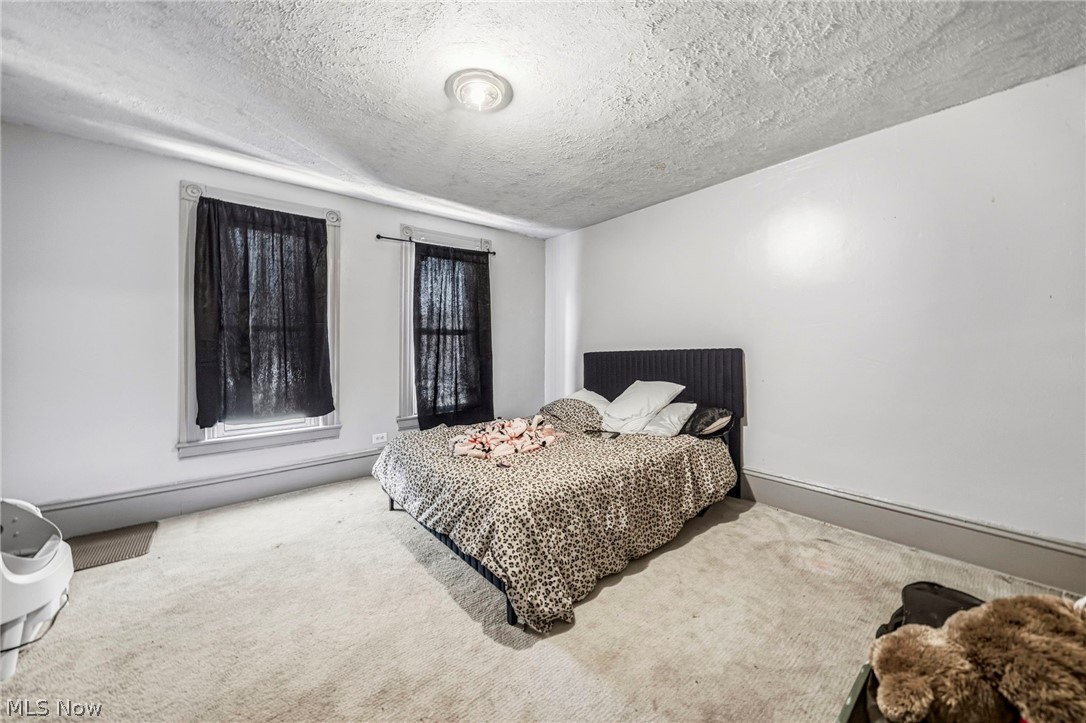 305 W 53rd Street Ashtabula OH 44004